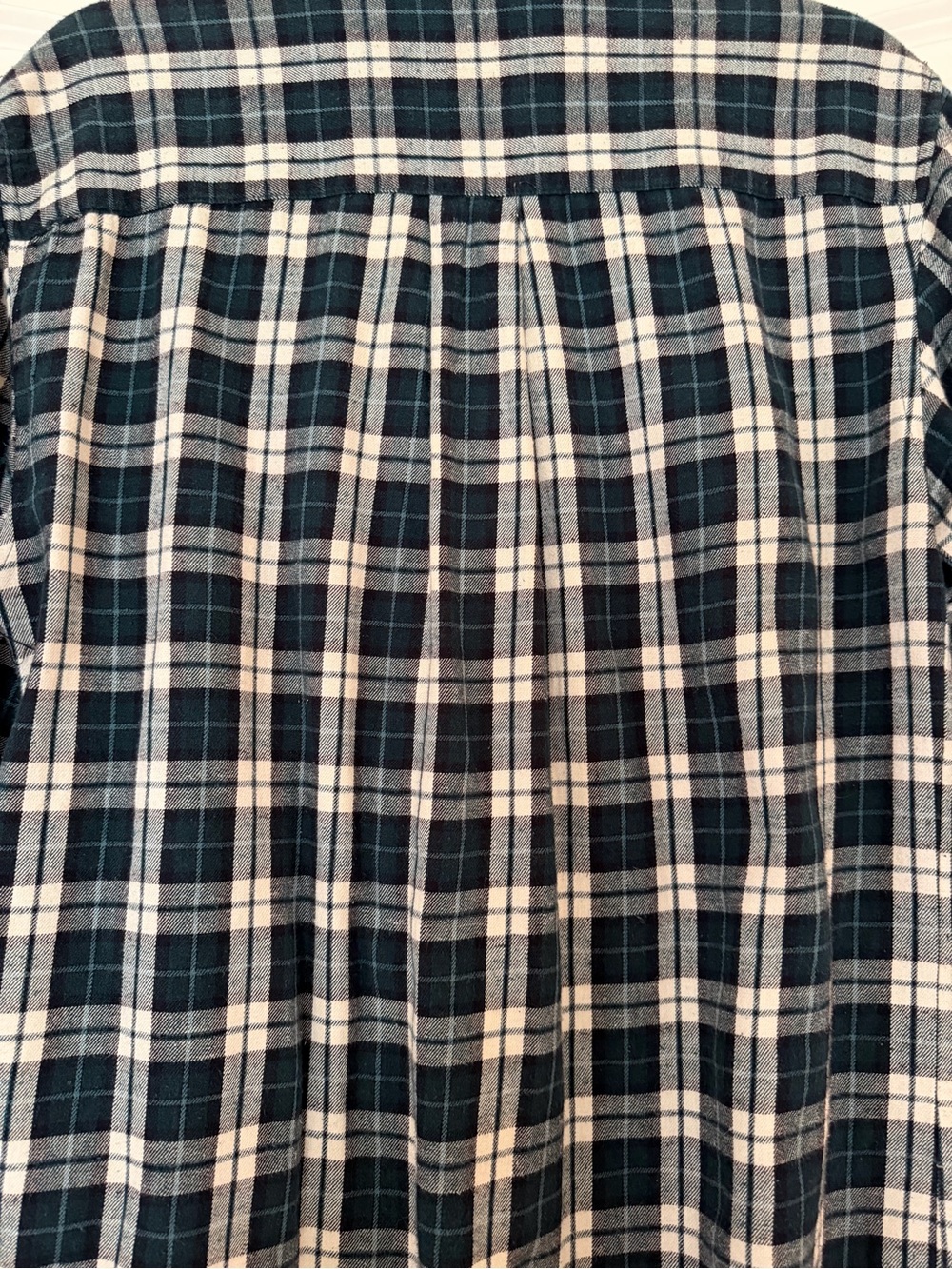 St. John's Bay Green & White Plaid Flannel Button-Down Shirt - Picture 6 of 6